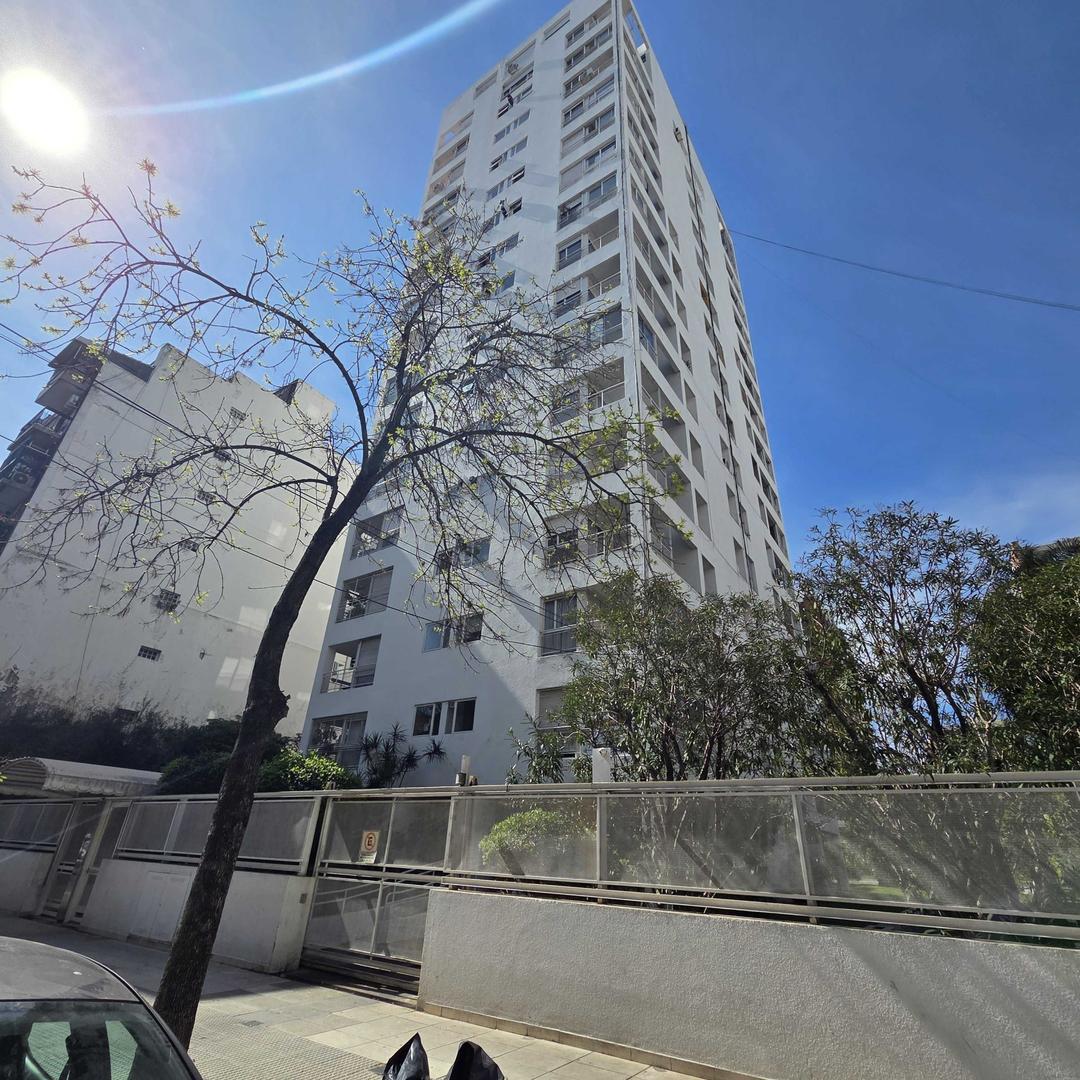 Montañeses 1951 , Piso 13