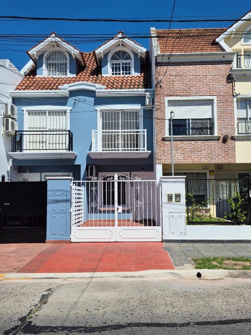 Duplex 4 ambientes, todo a nuevo. Excelente ubicación