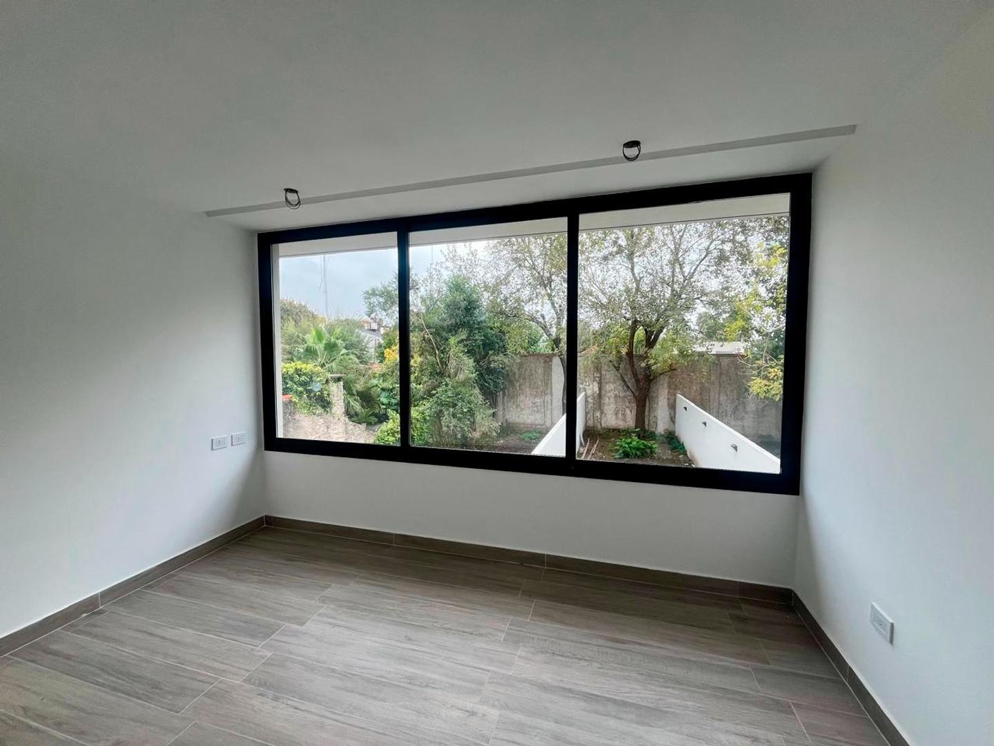 Departamento 4 ambientes con 3 baños