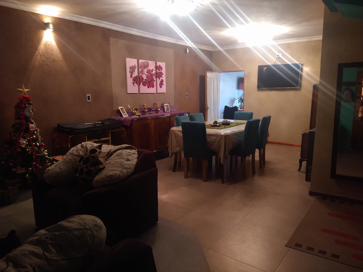 Casa en Venta en Jose Marmol, USD 155.000