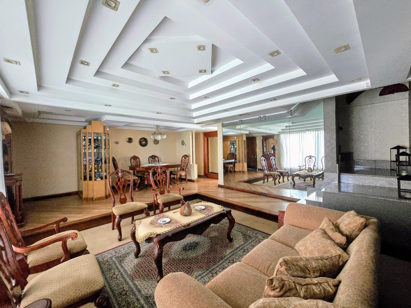 Casa en Venta en Villa Sarmiento, USD 330.000