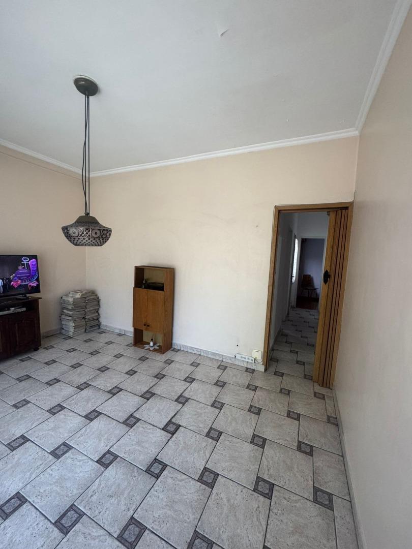 Juan Bautista Alberdi 700