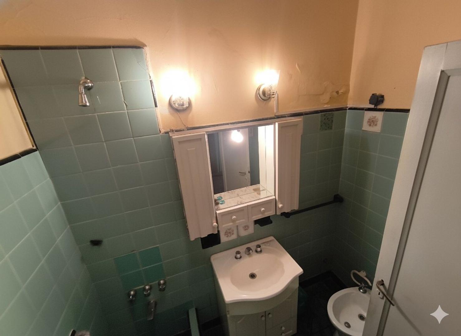 Casa 4 ambientes con 1 baño