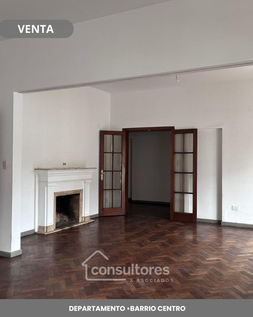 DEPTO 3 DORM. CENTRO DE CORDOBA CON BALCON