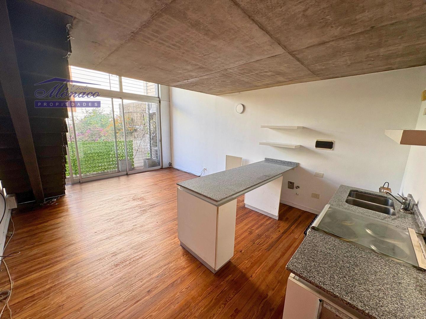 Quesada 5100, Piso 1