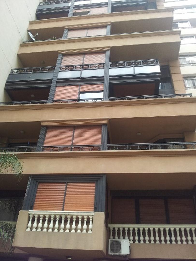 San Lorenzo 500, Piso 6