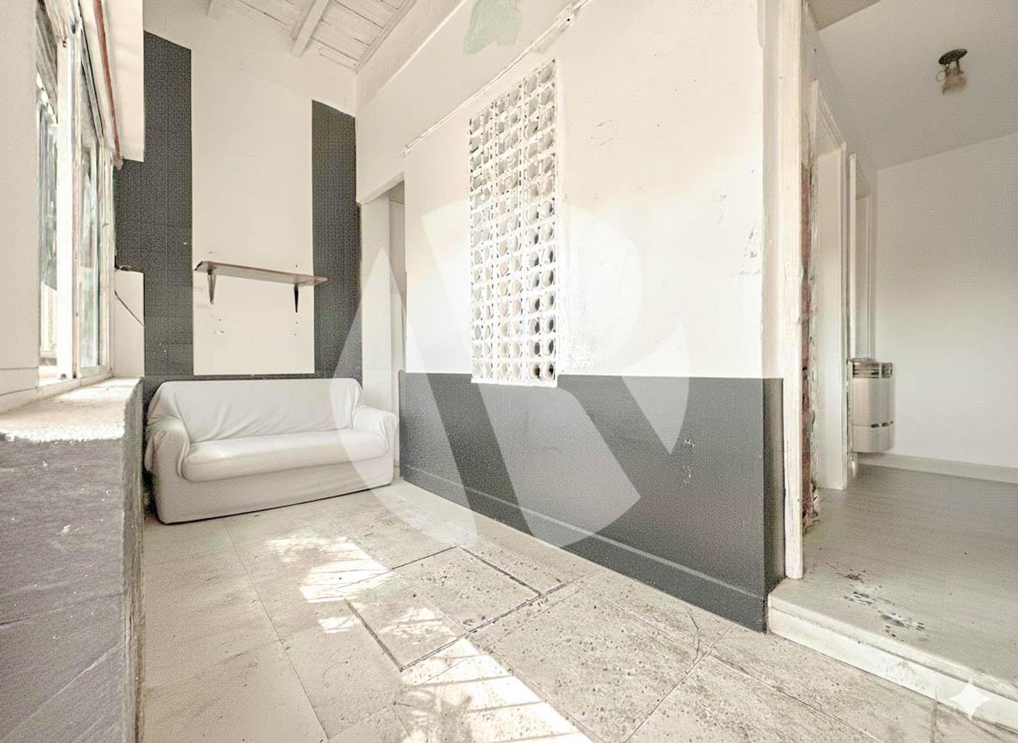 Casa 5 ambientes con 3 baños