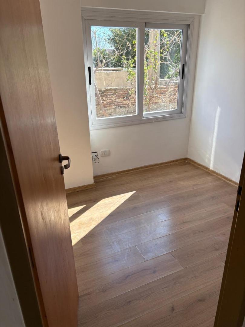 Departamento en Alquiler en Ituzaingo Norte, $ 700.000