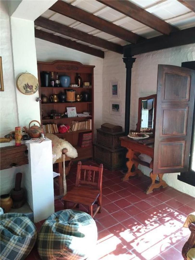 Importante casa de campo en LOS CERRILLOS - ALQUILER TEMPORA