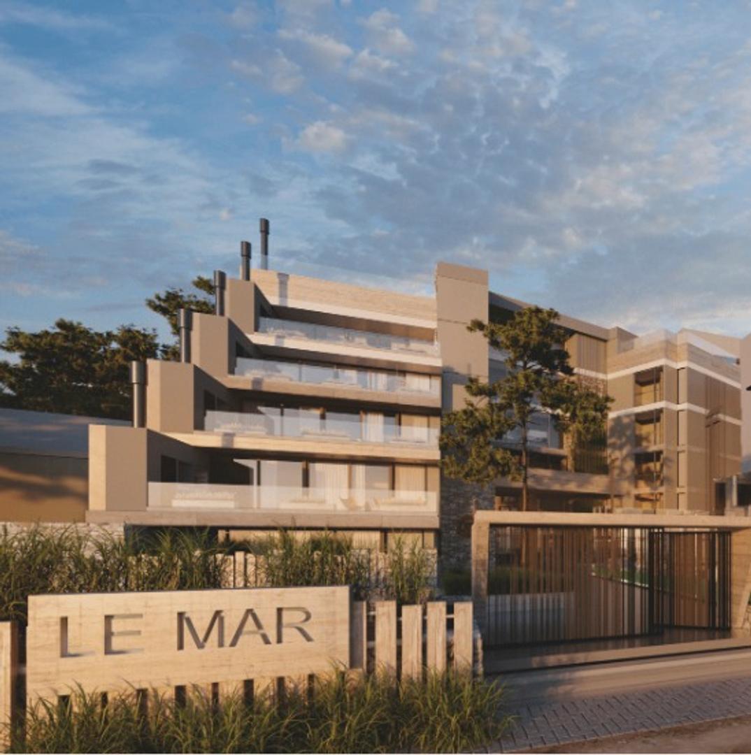 Depto. Pinamar al frente del mar 172m2 en Complejo Le Mar.
