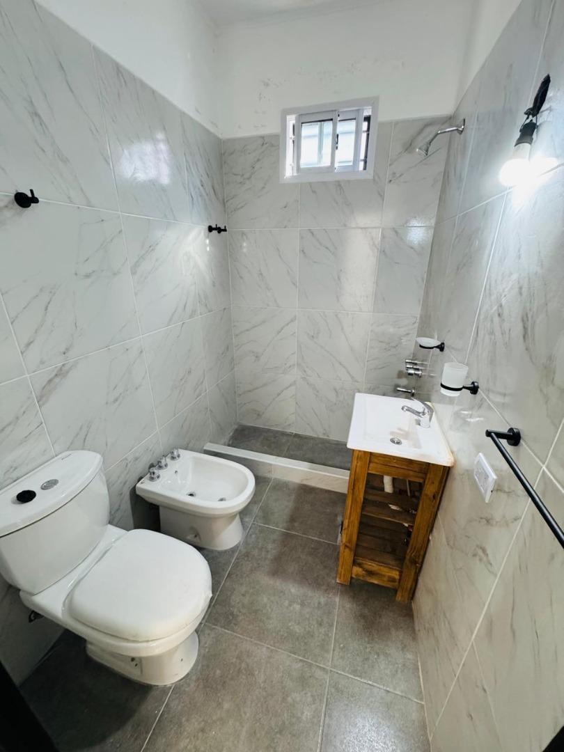 Casa en venta reciclada muy buena ubicación