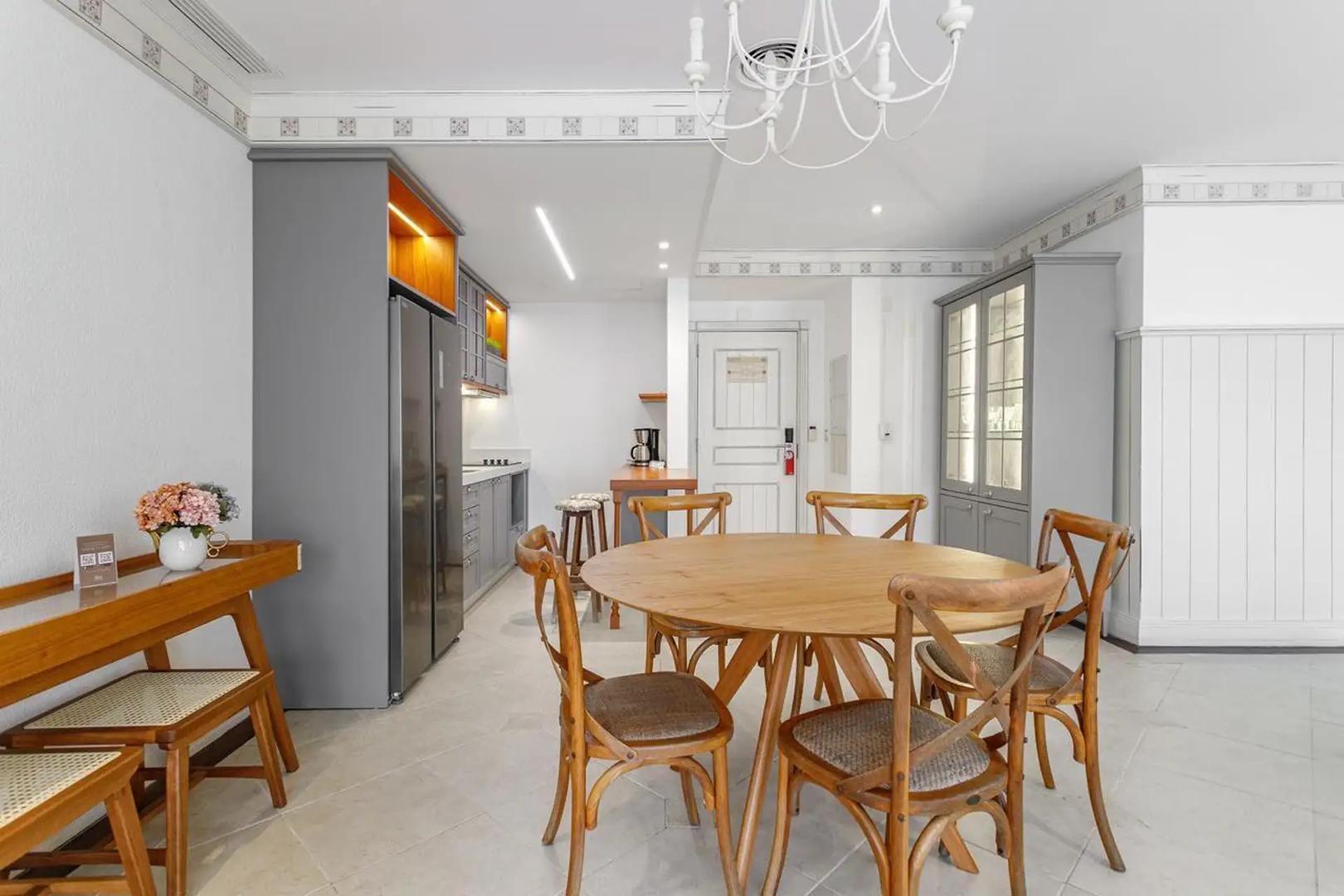 Av. Dos Búzios - Jurerê