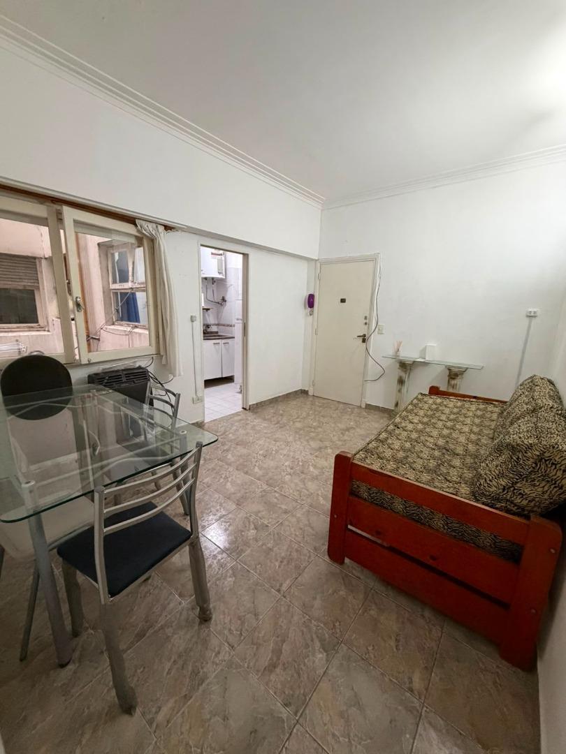 Tucuman 2200, Piso 3