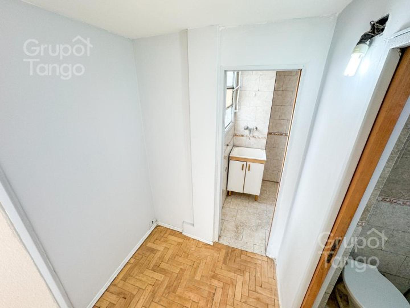 Departamento 3 ambientes con 1 baño