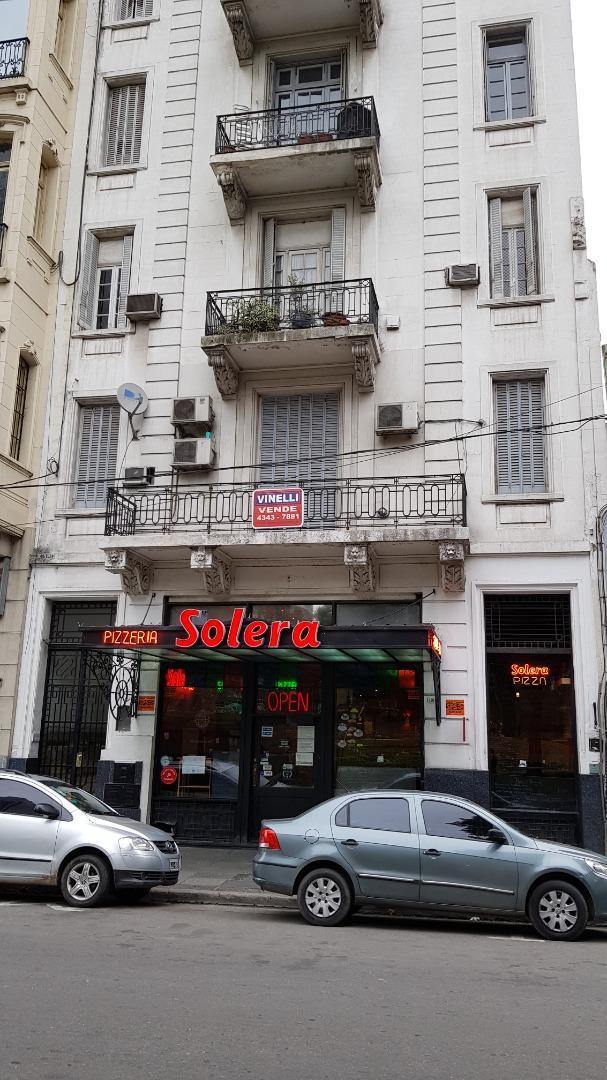 Departamento apto profesional c/balcón frente a Plaza Roma