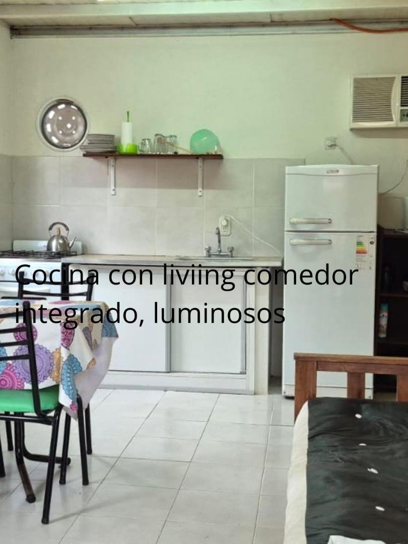 Casa 5 ambientes con 4 baños