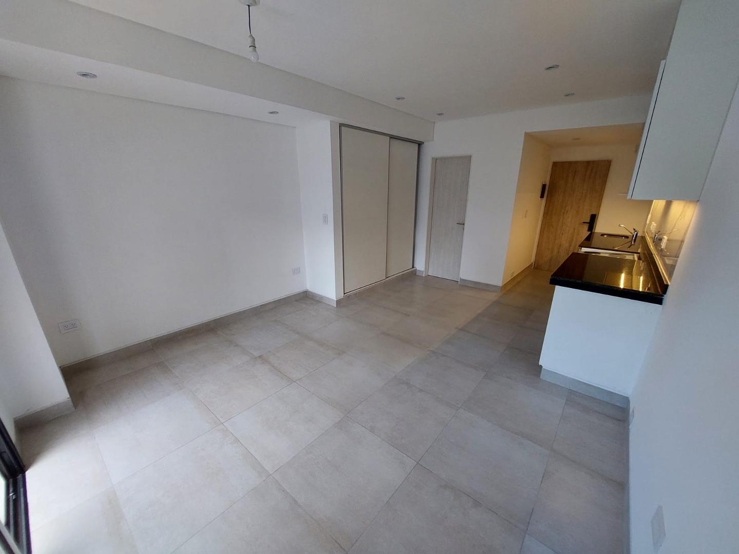 Departamento en Alquiler en Zona Centro, $ 420.000