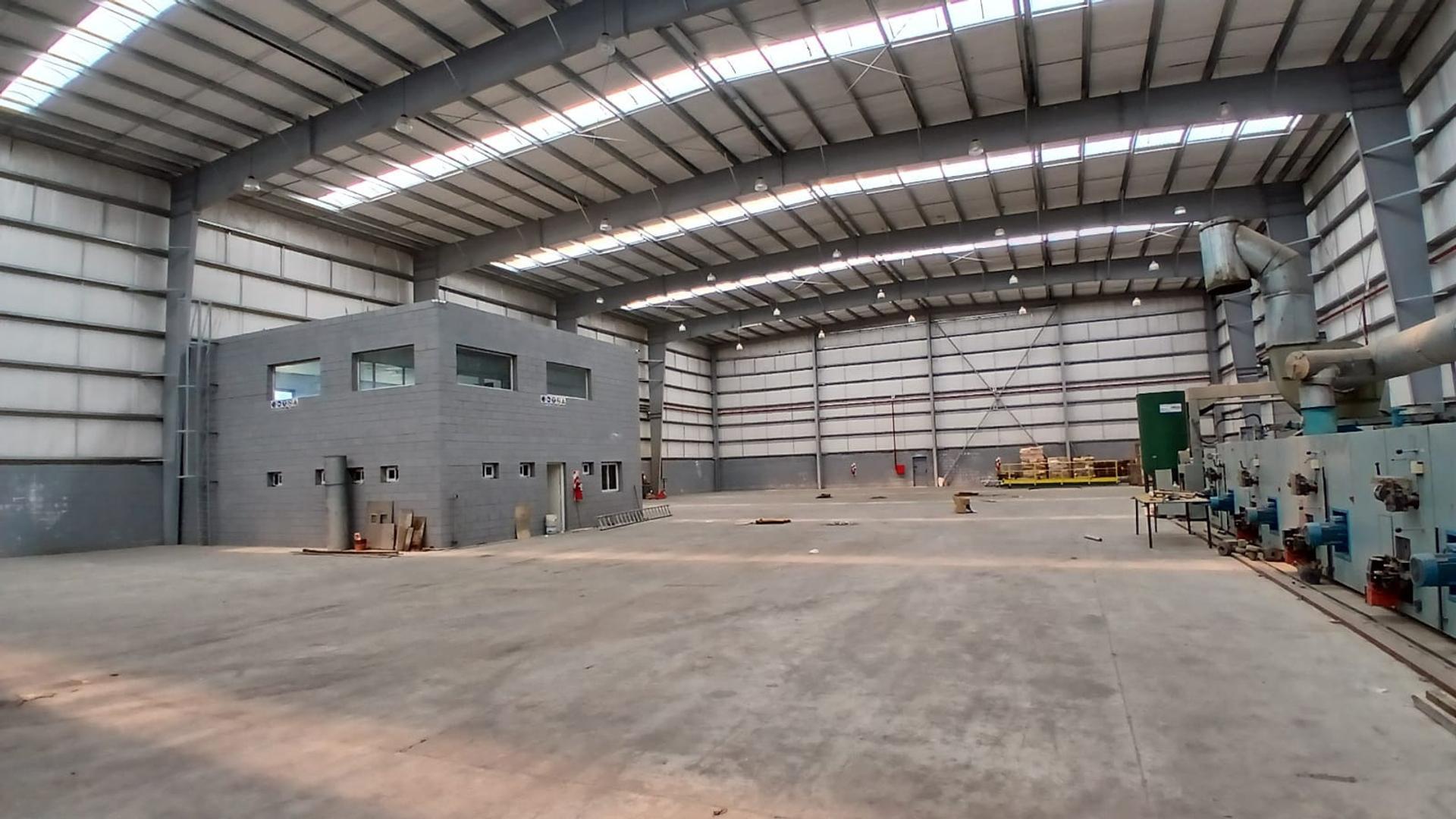 Galpon en Alquiler A Estrenar