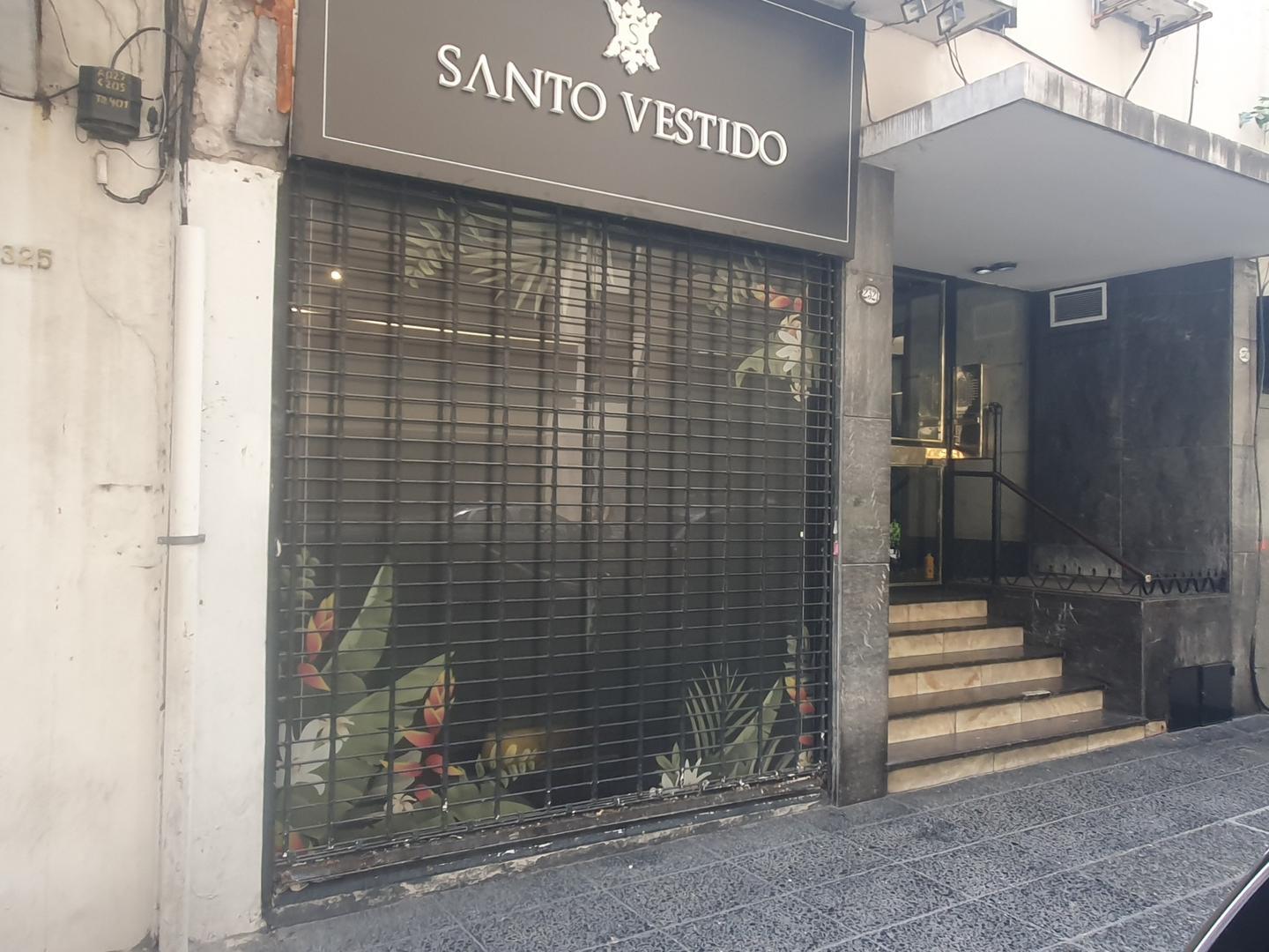 Excelente local en Arenales y Azcuenaga