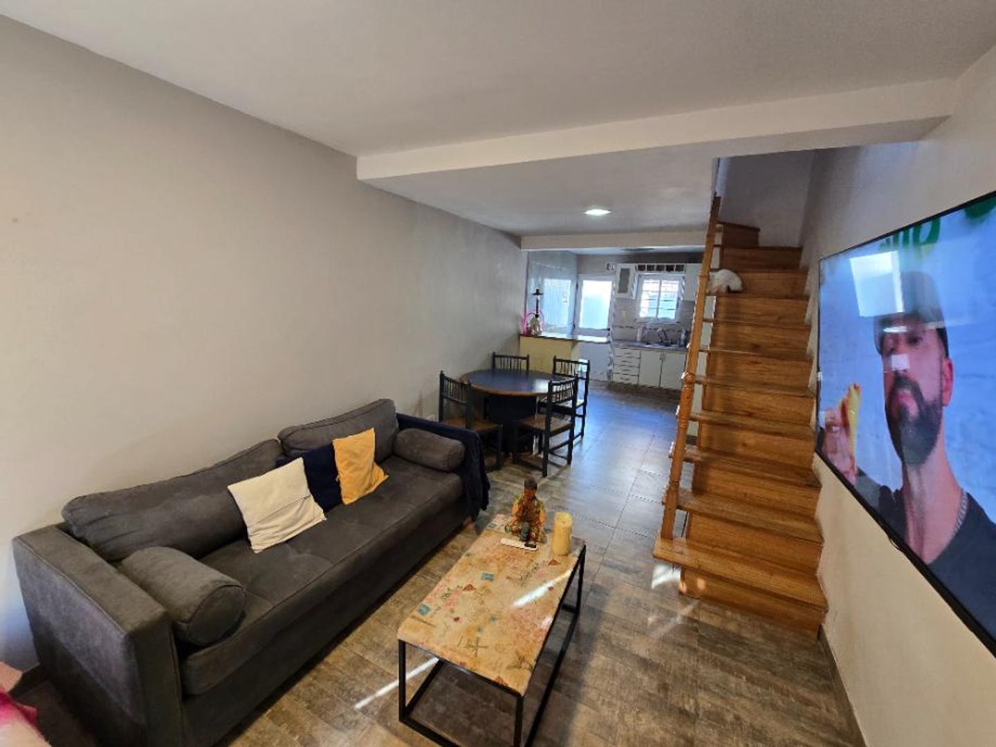 Duplex De 3 Ambientes - Oportunidad