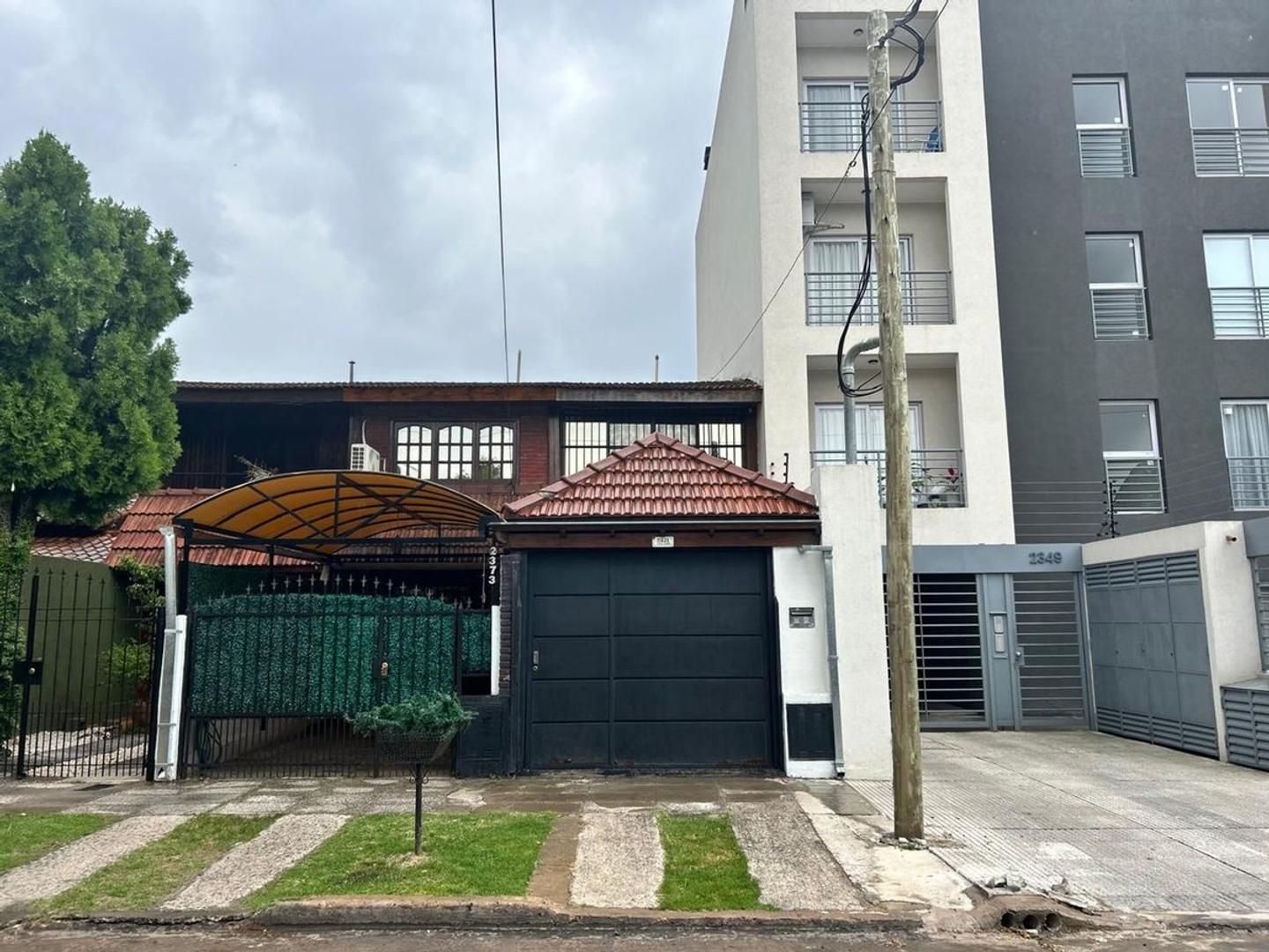 Casa en Venta con 1 cochera