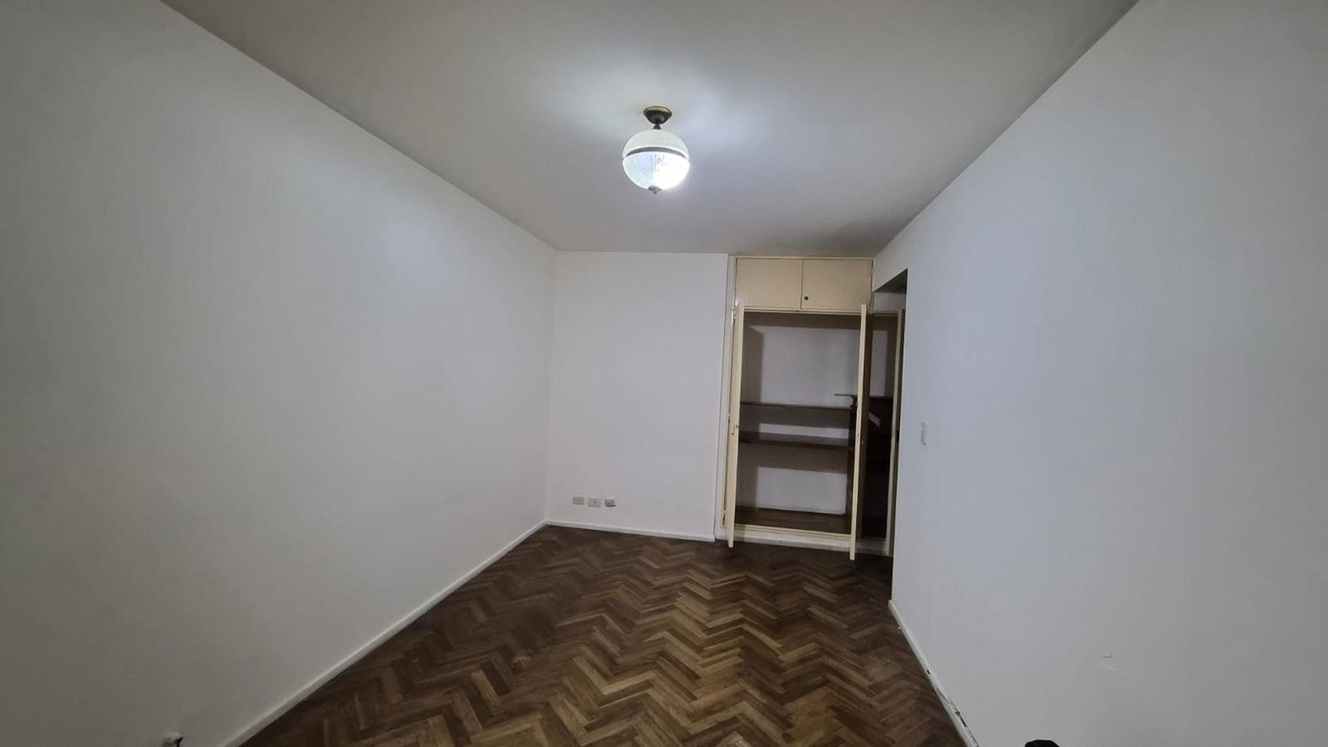 Alquiler departamento 2 ambientes Flores