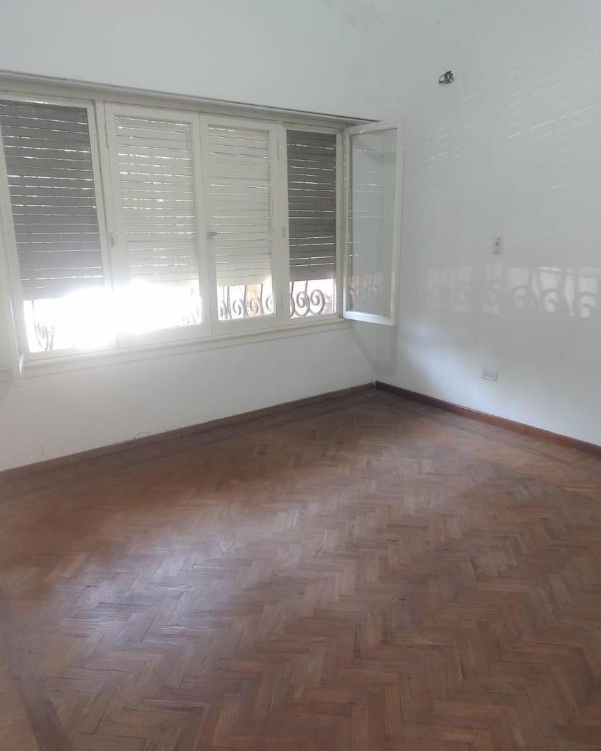 Depto Tipo Casa 3 ambientes con 2 baños