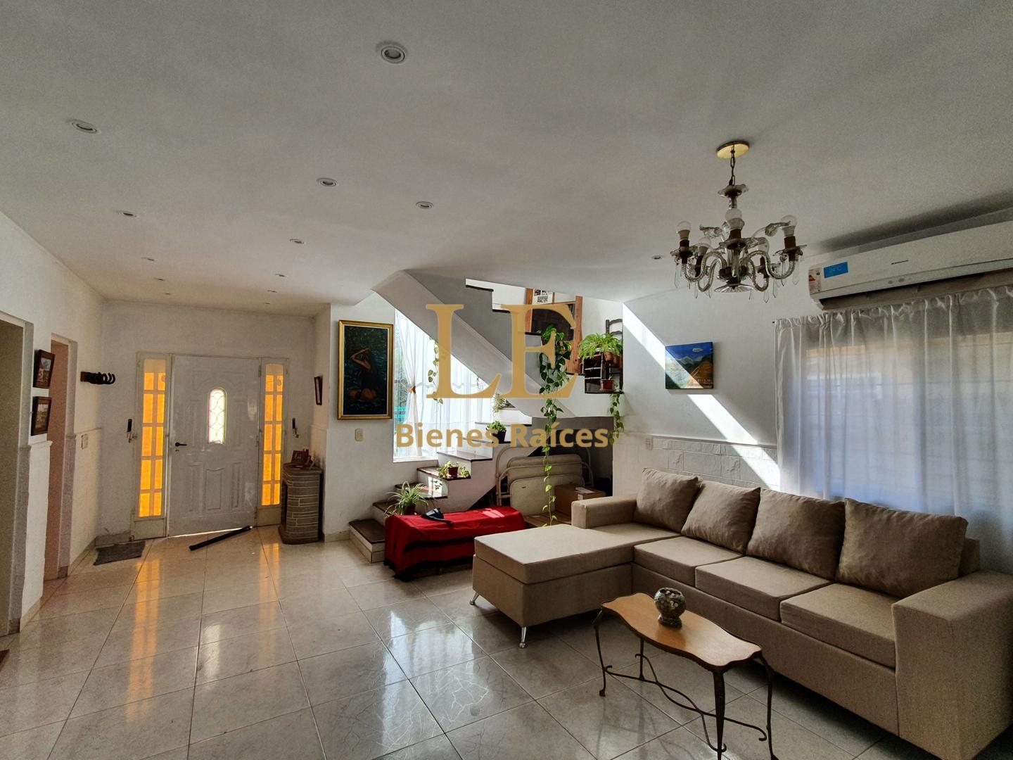 Casa en Venta al Oeste