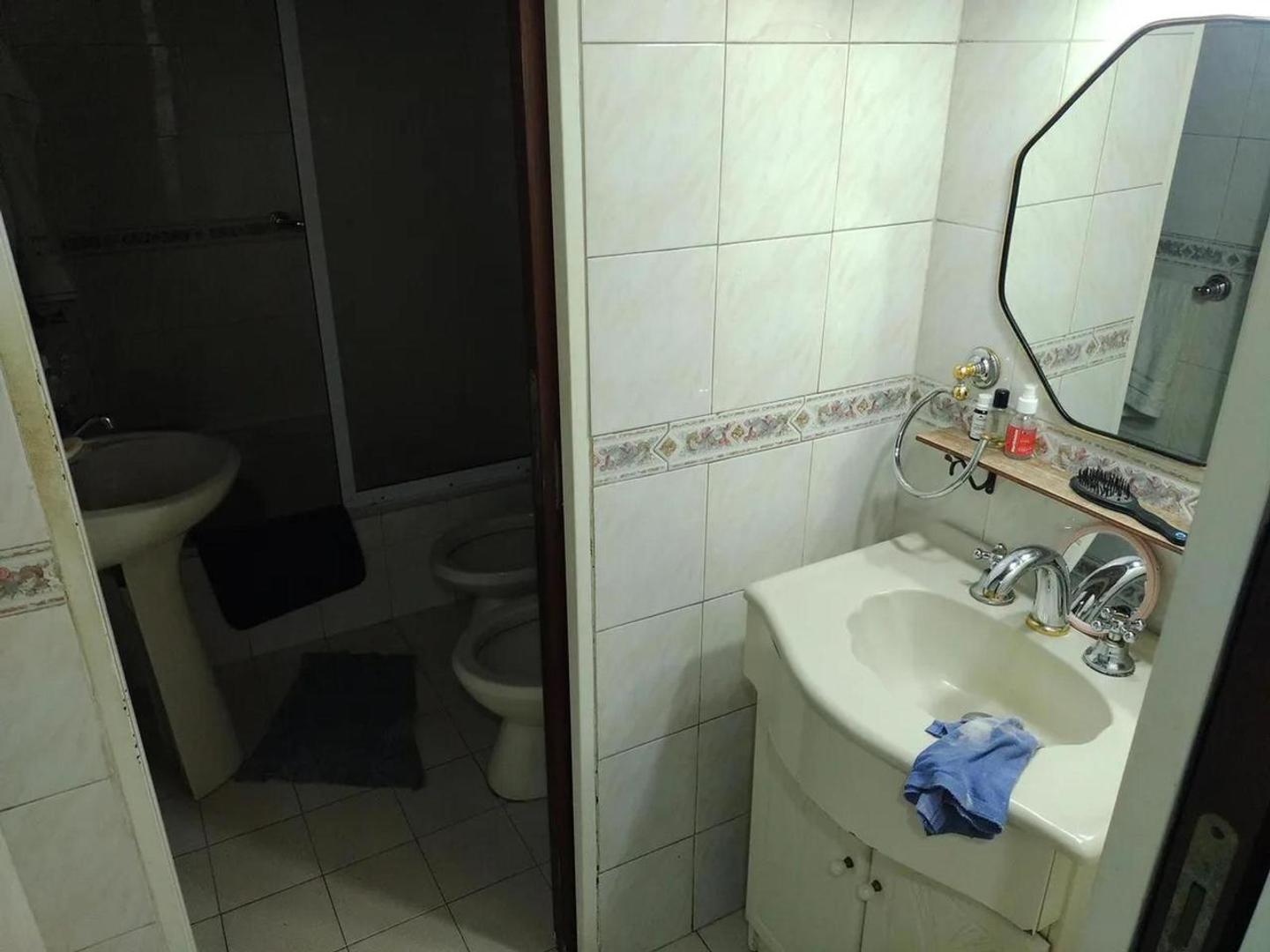 Depto Tipo Casa en Venta en Lomas de Zamora, USD 60.000