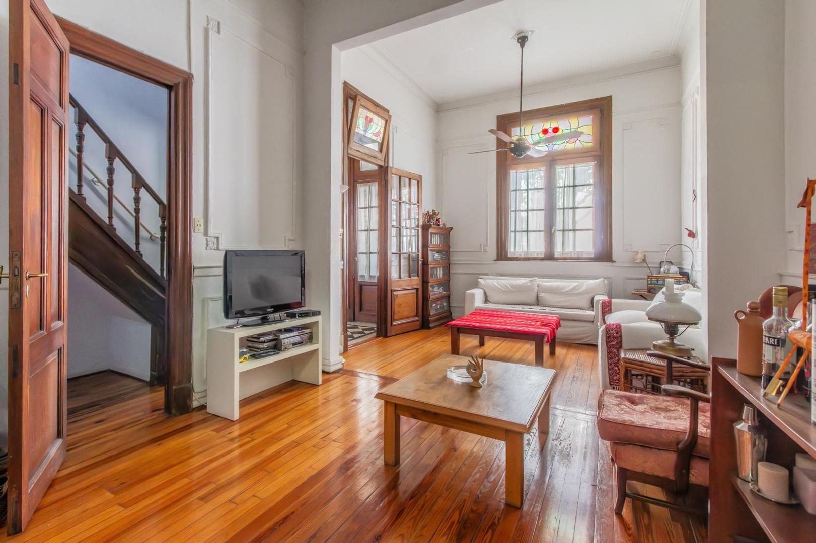 Venta Casa en Palermo Soho cerca Plaza Serrano 7 ambientes patio y terraza vista abierta