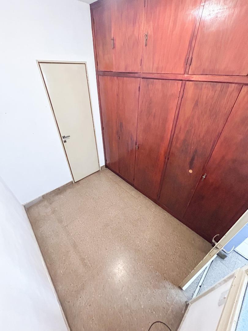 Departamento en Venta en Flores, USD 148.000