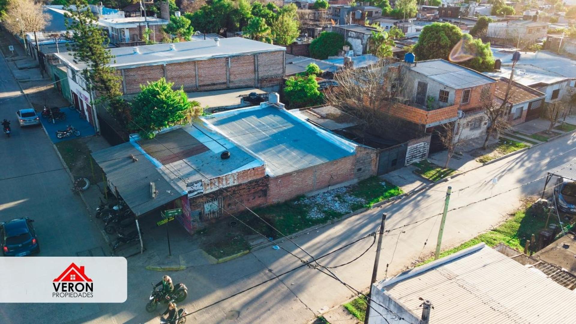 Casa 3 ambientes con 2 baños