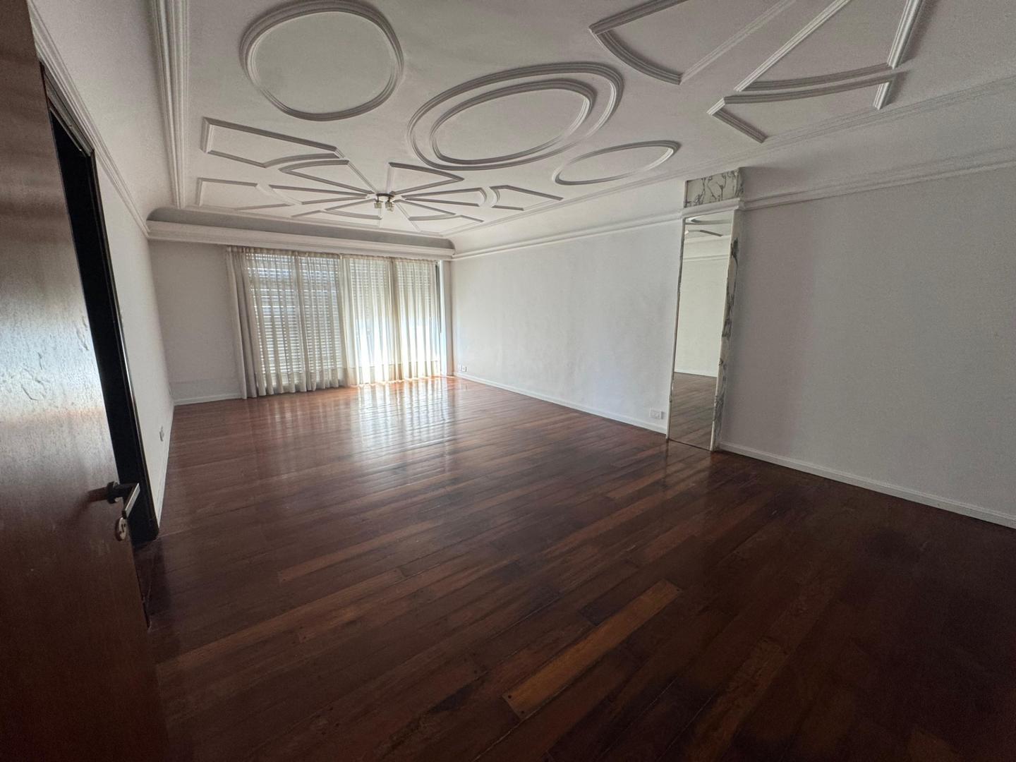 Departamento en Alquiler de 4 ambientes