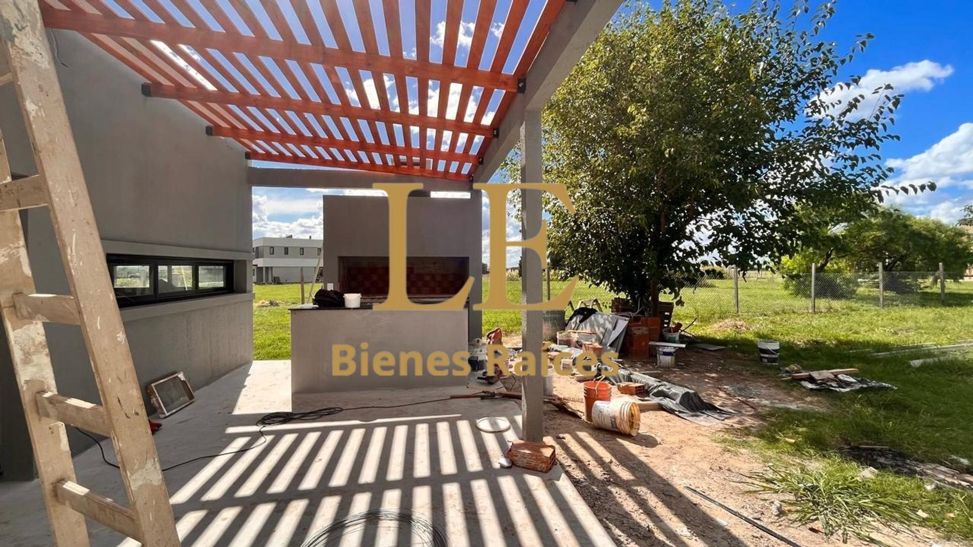 Casa en Venta en San Sebastian, USD 220.000