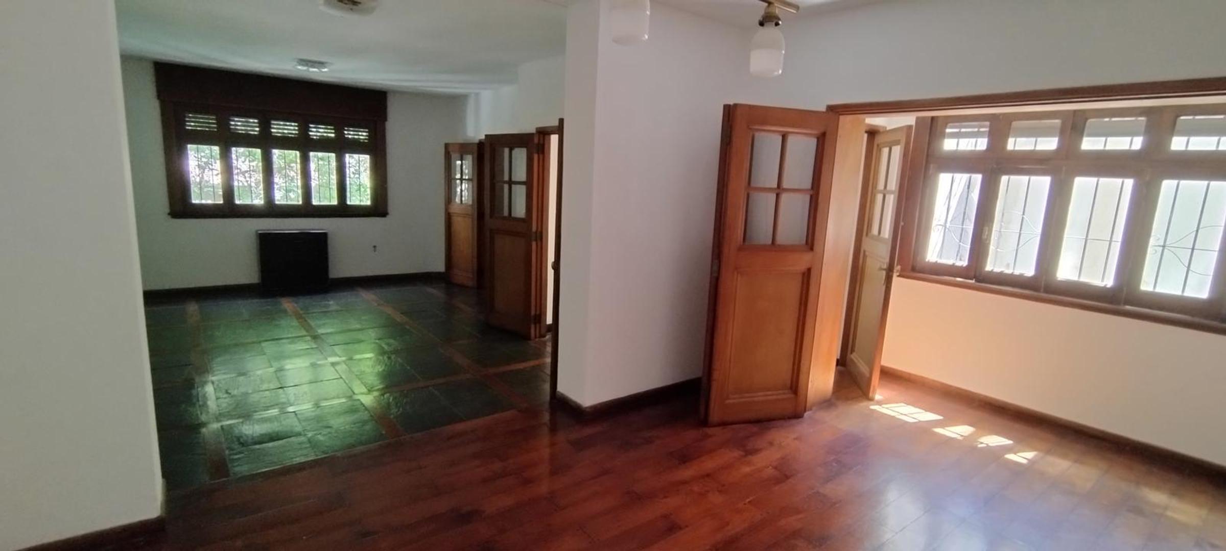 Depto Tipo Casa 7 ambientes con 3 baños