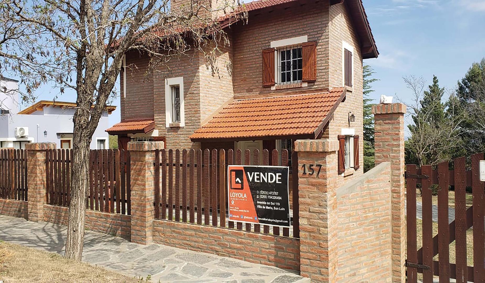 Hipólito Yrigoyen 100