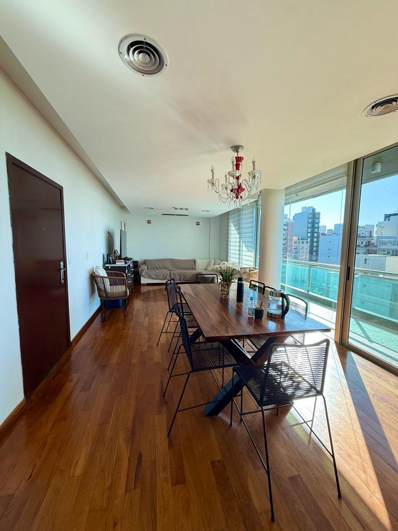 Departamento en Alquiler con 2 cocheras