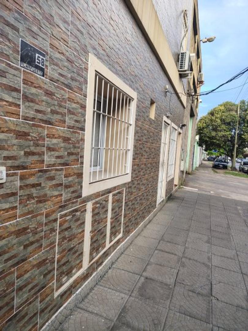 Almafuerte 58 , Piso 0