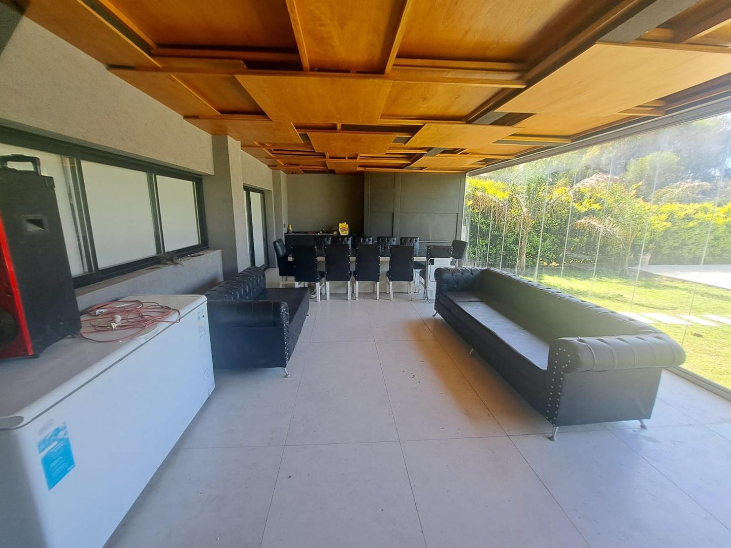 Casa en Alquiler al Este