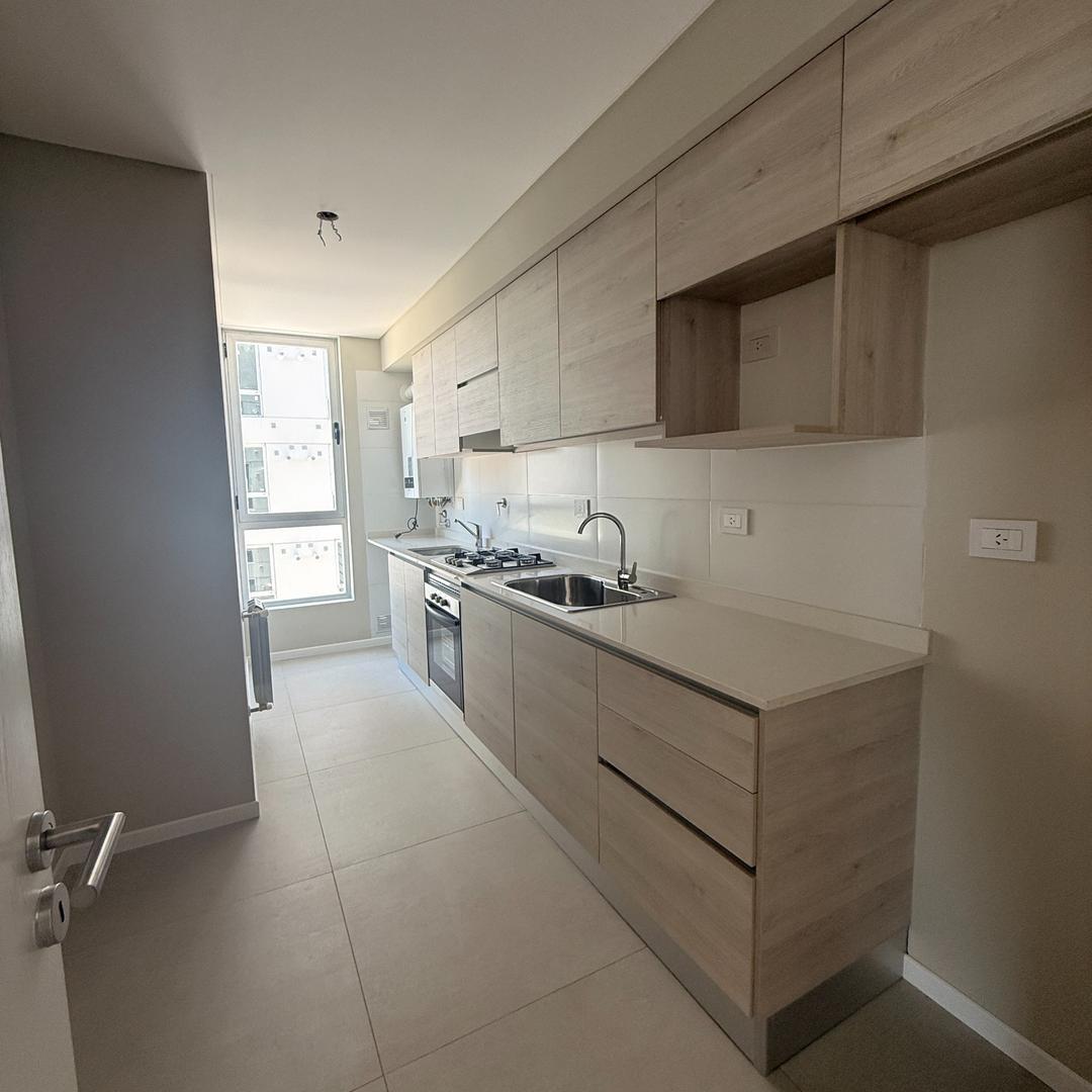 Departamento en Alquiler con 1 cocheras