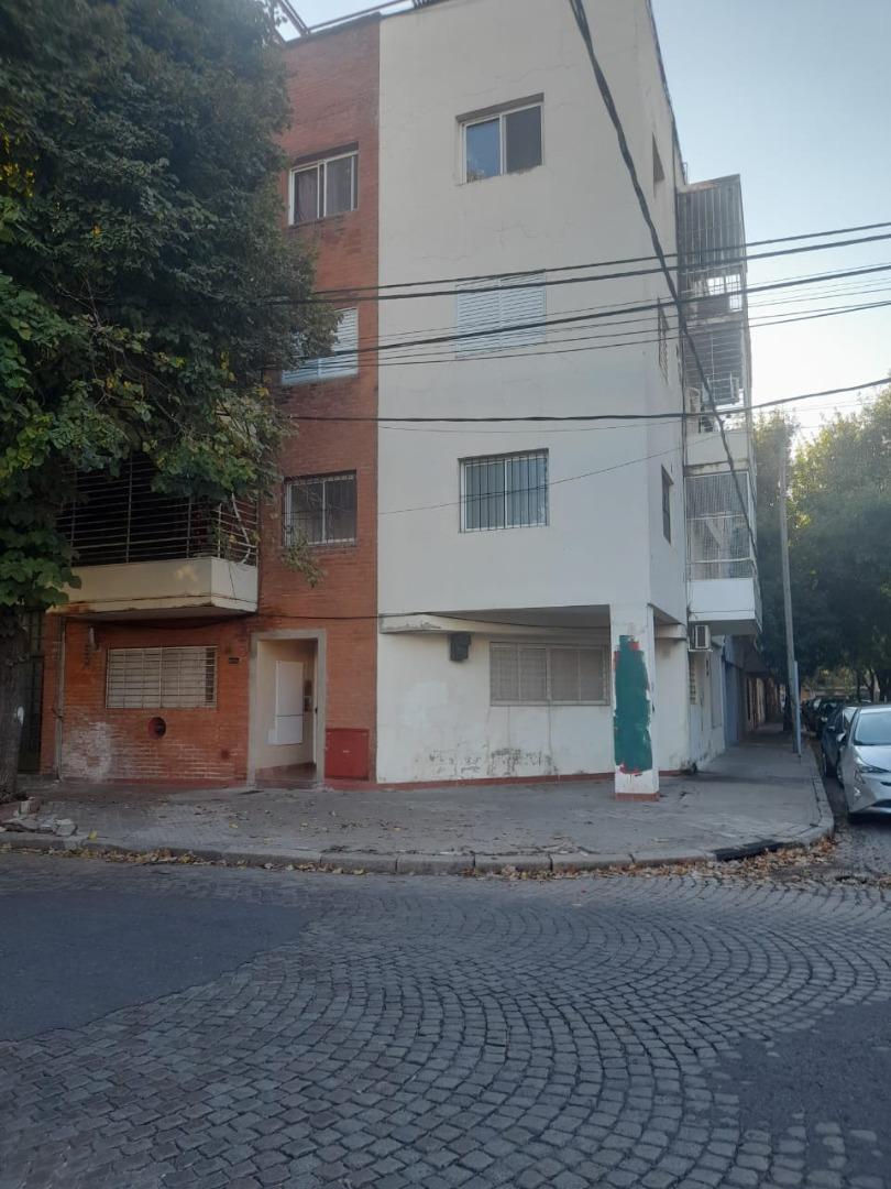 VENTA DPTO CRESPO 1149 2 DORMITORIOS