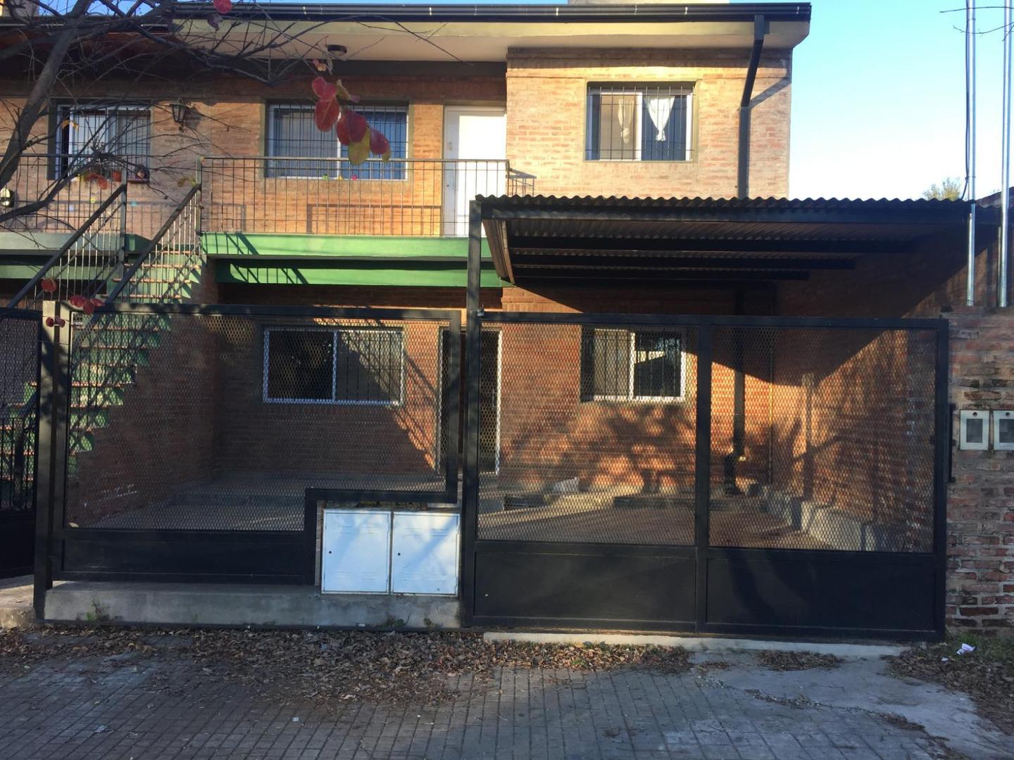 Departamento centrico en Roldan , Frente al paseo de la estación