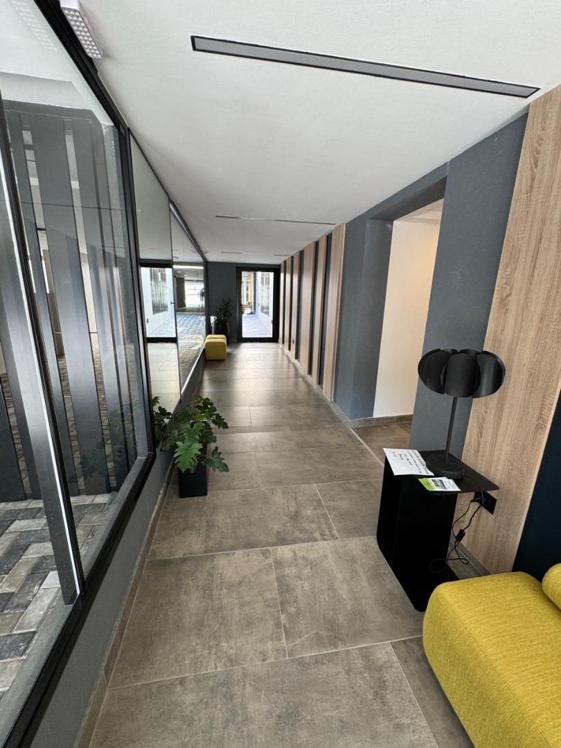 Departamento en Alquiler en Banfield, $ 600.000