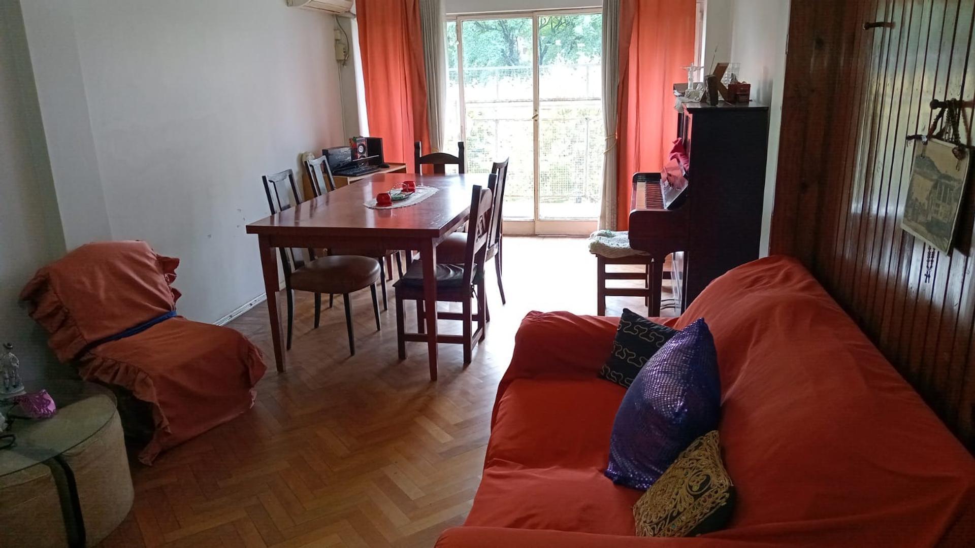 9 De Julio 18 , Piso 3