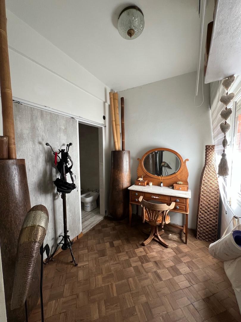 Depto Tipo Casa 4 ambientes con 2 baños