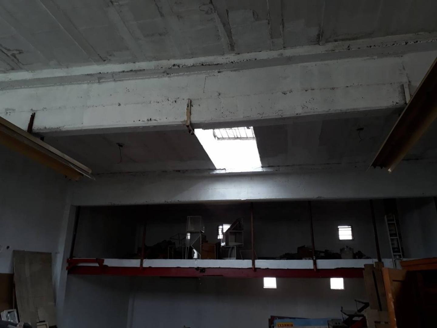 Galpon en Venta en Villa Sarmiento, USD 180.000