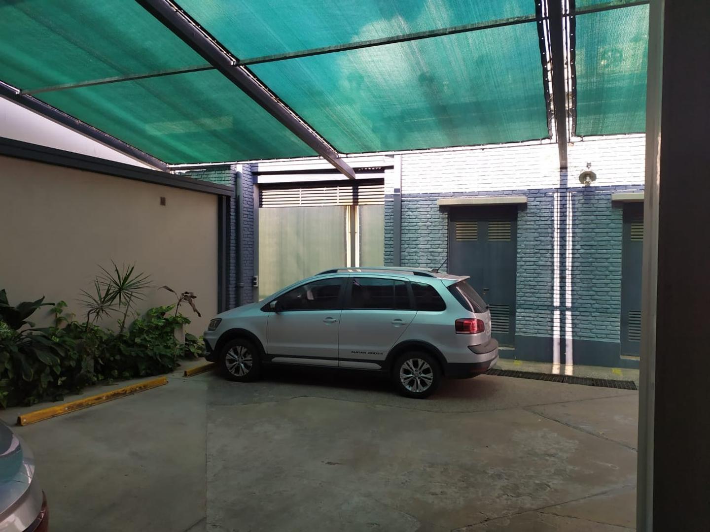 Local en Venta en Candioti, USD 650.000