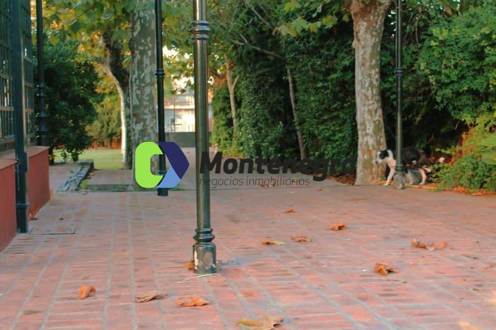 Casa en Venta en Berazategui, USD 249.999