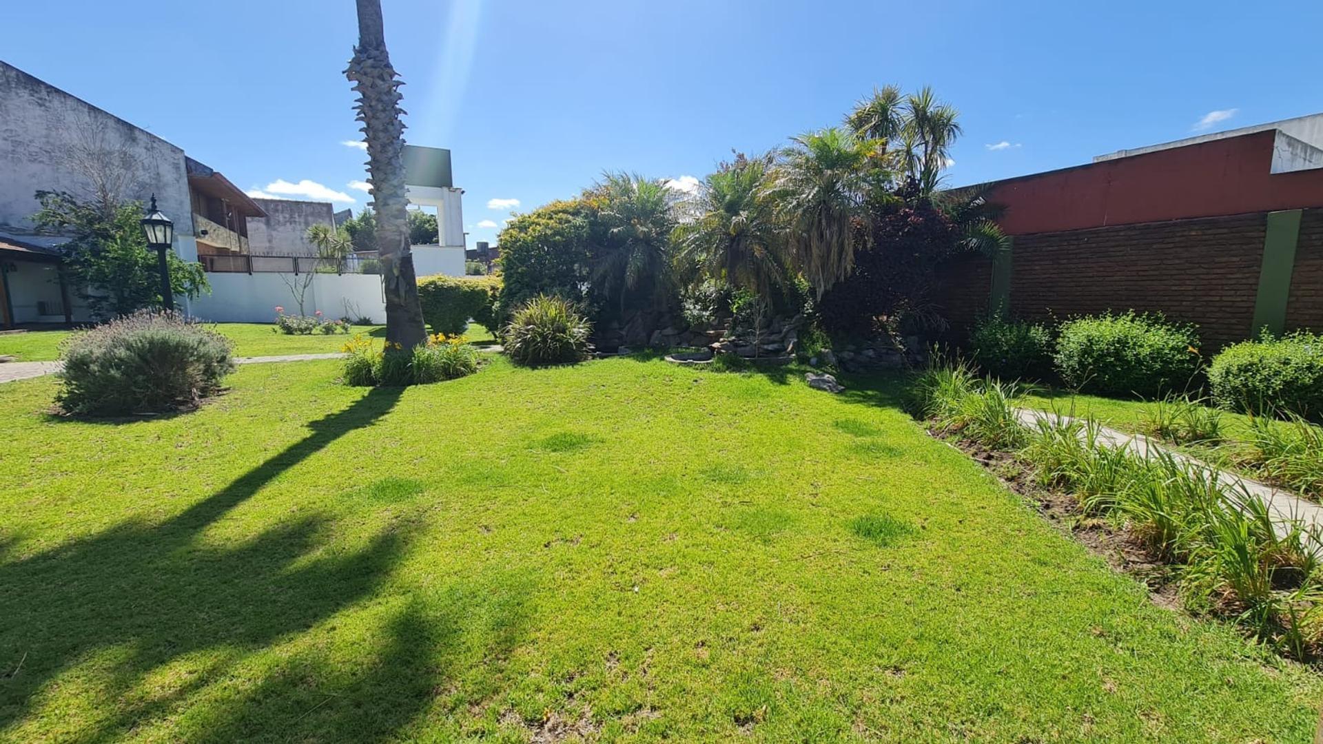 Casa en Venta en Quilmes, USD 399.999