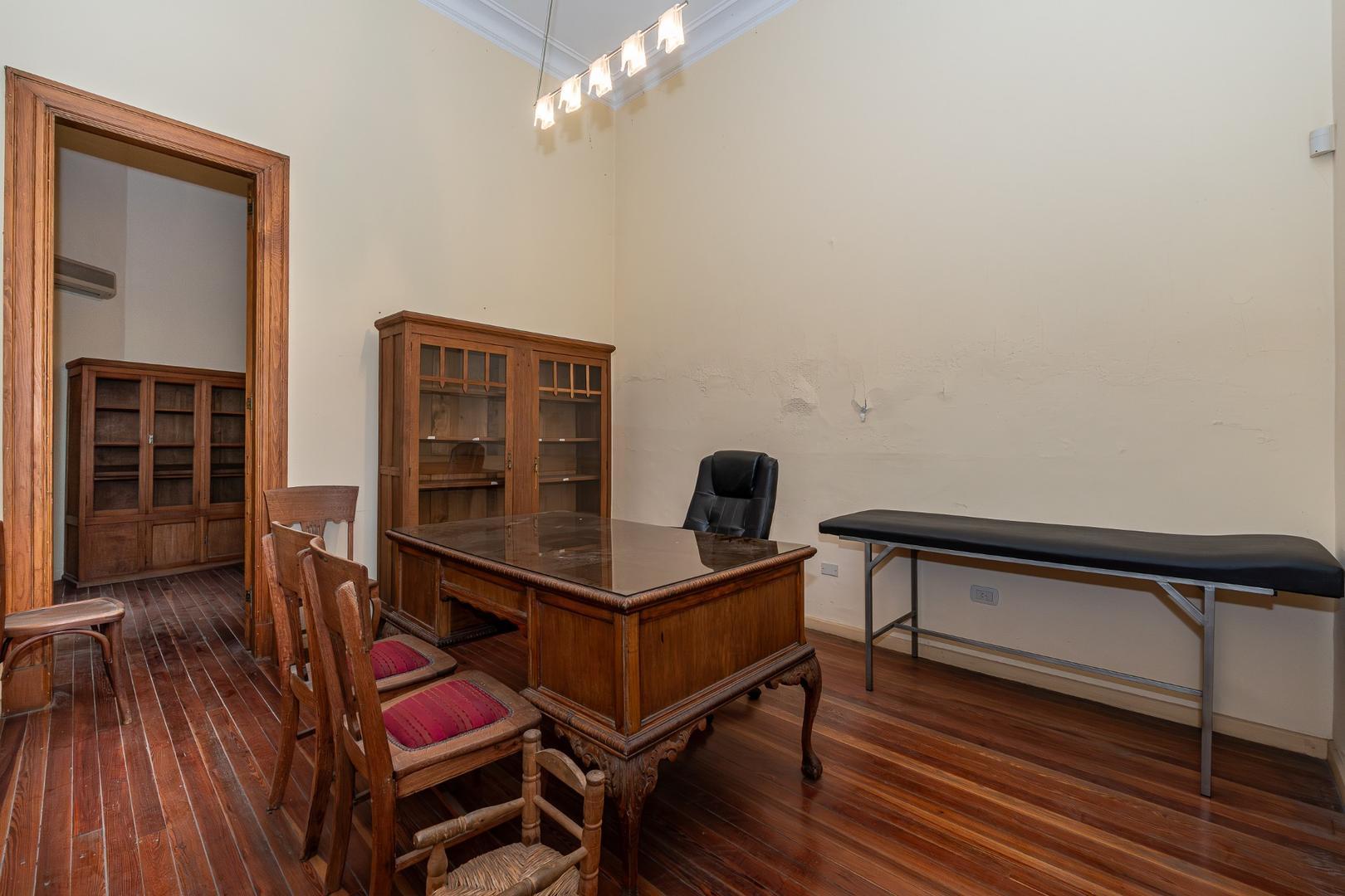 Depto Tipo Casa 6 ambientes con 2 baños